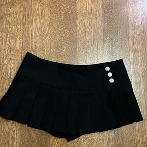 Black mini skort